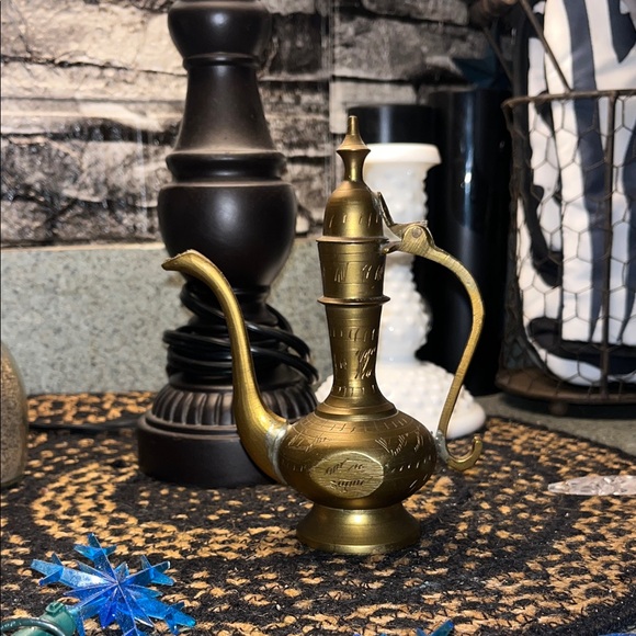Other - Vintage Brass Saki /Oil dispenser